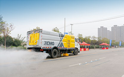 币游洗扫车助力第四届江苏省环卫行业蹊径机械化清扫职业手艺竞赛