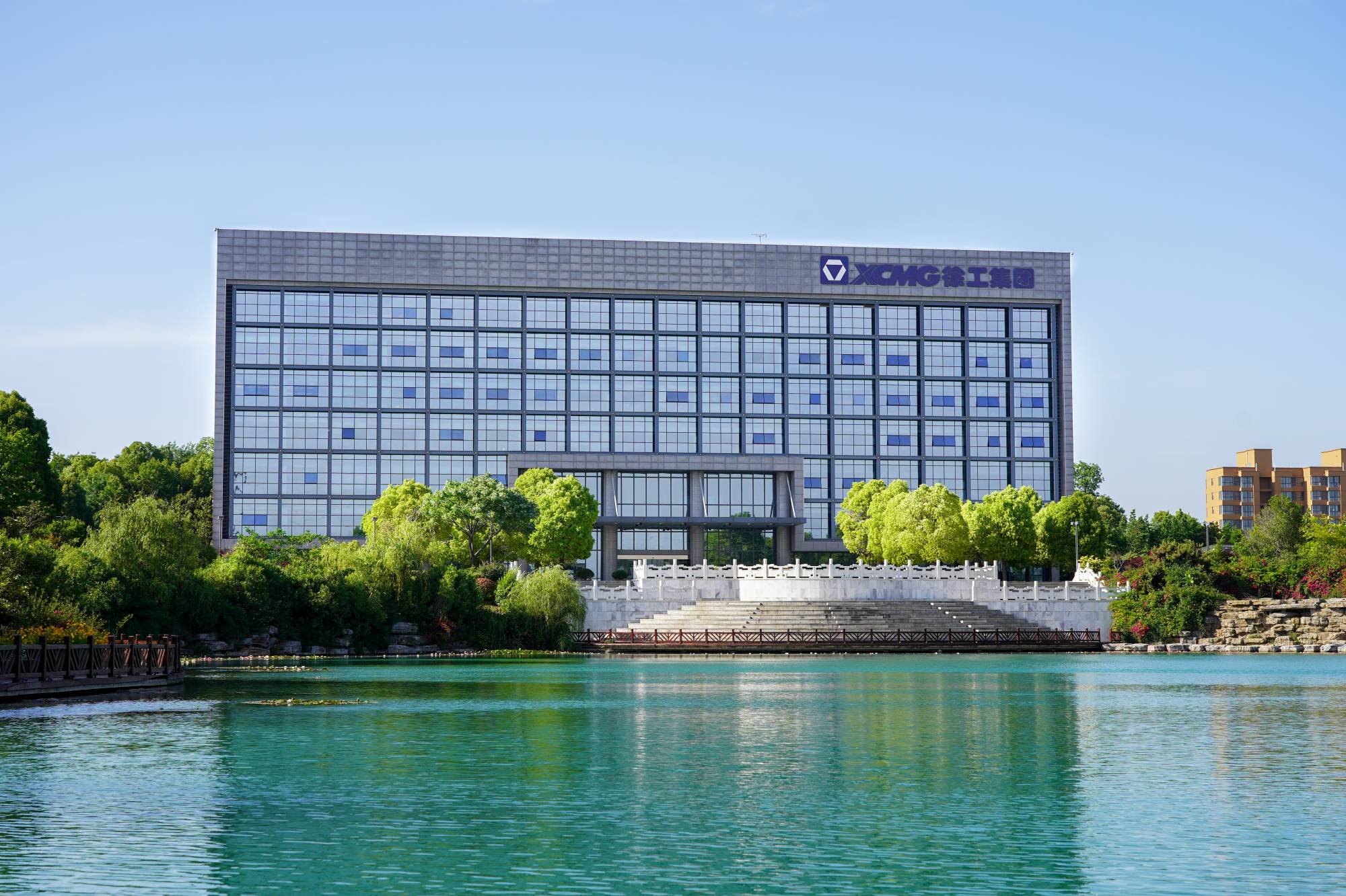 币游机械(000425.SZ)吸收合并币游有限旗下所有资产，，，乐成完成整体上市