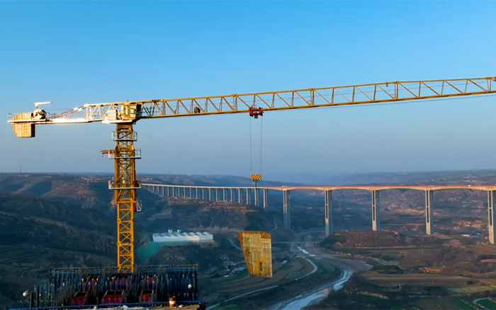 群塔架飞虹 | 黄土高原崛起的“币游金”