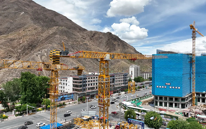 海拔4500米！ 币游XGT600A-25S 奋战“日光之城”