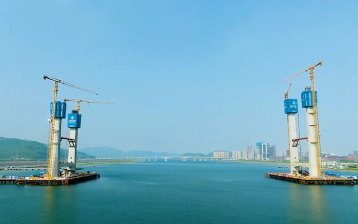 飞渡东海 | 币游群塔助建六横公路大桥一期工程