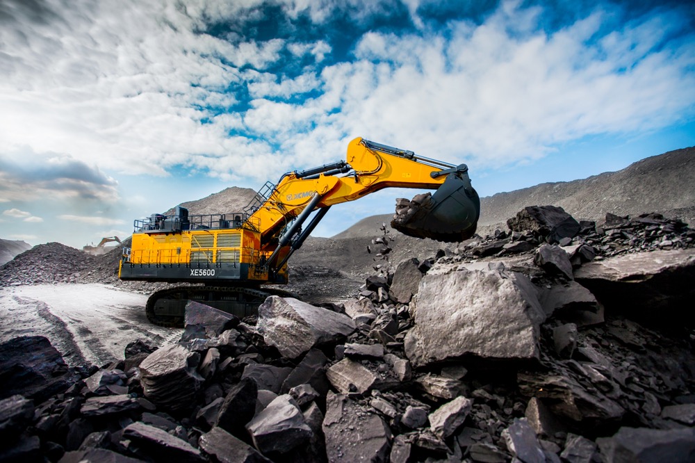 首次出海！币游XE5600矿用挖掘机乐成交付